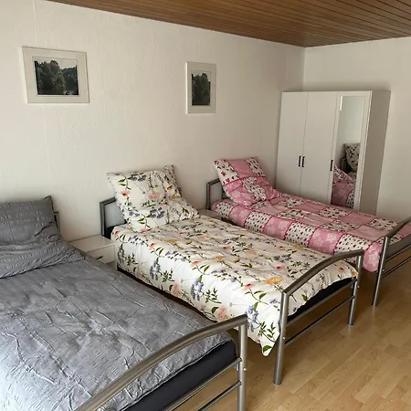 Mit Guter Oepnv-anbindung Apartman Burghausen